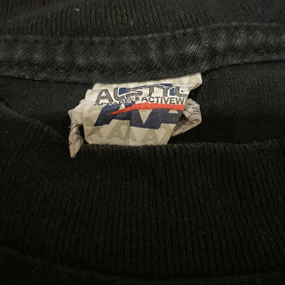 Vintage Bon Jovi t shirt - Picture 3 of 5